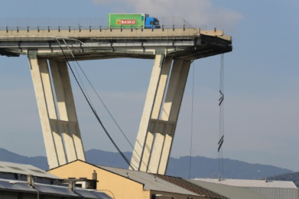 Anger grows in Italy as bridge toll hits 39.jpg