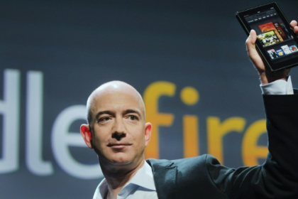 Amazon, Walmart trade barbs on taxes, wages.jpg