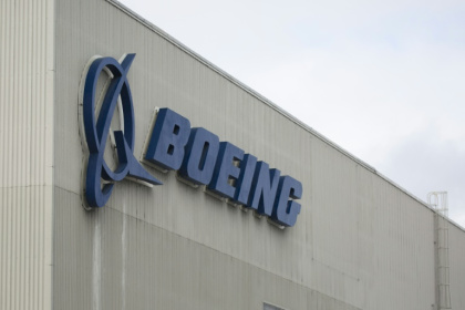 Boeing recommends 737 MAX simulator training before return to service.jpg