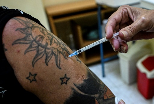 China jabs deal hailed as leaders tackle Covid economic woes