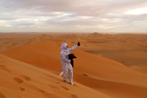 Tuareg festival revives dreams of tourism in troubled Niger