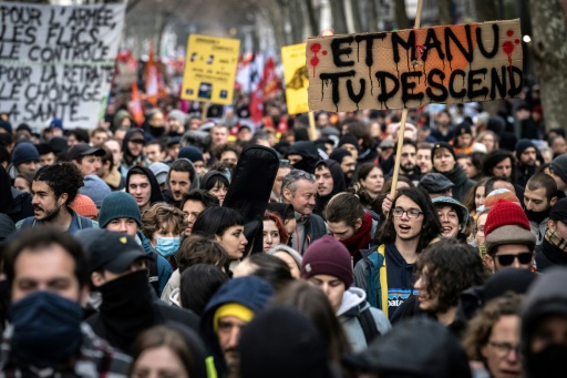 French protests against Macron's pension reform gather momentum