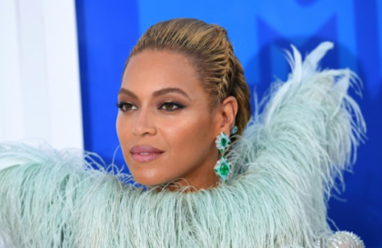Music's elite head to the Grammys.jpg