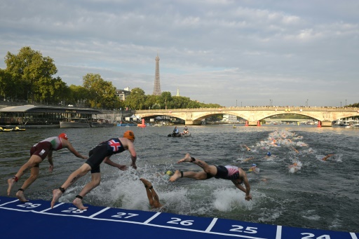 Paris holds its breath for Olympic swimming events in murky Seine