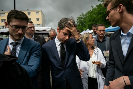 French far right, rivals in final push ahead of decisive vote