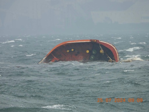 Philippine tanker carrying 1.4 mln litres of oil capsizes off Manila