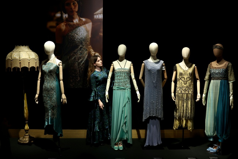 Downton Abbey fans pay homage to 'beautiful' props before finale