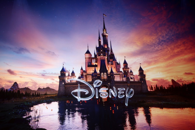 Make your own Mickey Mouse clip - Disney embraces AI
