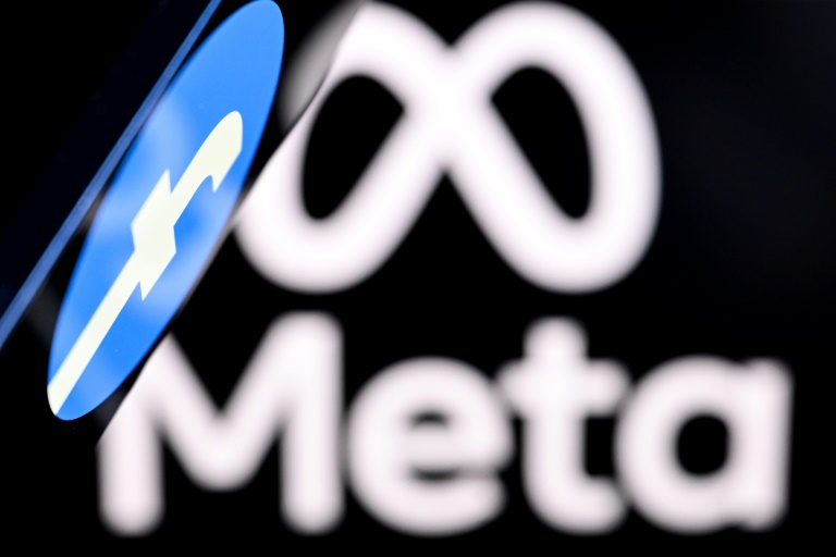 Meta starts removing under-16s from social media in Australia