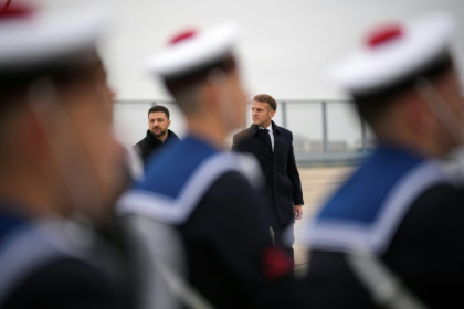 Ukraine's President Volodymyr Zelensky sees the deal to buy Rafale fighter jets as historic - Christophe Ena (AFP)