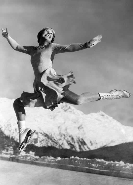 Frozen in time: Olympic legends on ice