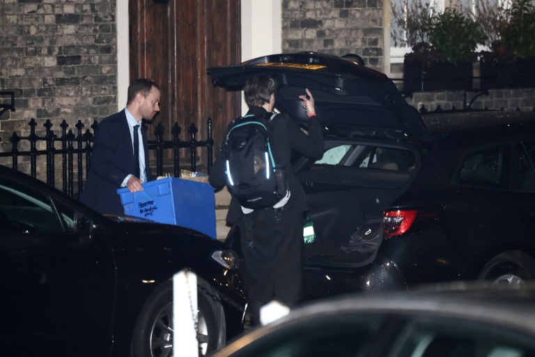 UK PM's top aide quits in scandal over Mandelson links to Epstein