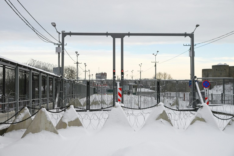 Next in Putin's sights? Estonia town stuck between two worlds