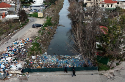 Author Judith Enck argues it is not too late to reduce the use of plastic, which has surged in the last twenty years - Adnan Beci (AFP)