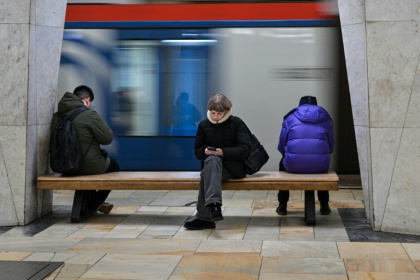Russia wants users to switch to Max, a domestic messaging service that lacks end-to-end encryption - Hector RETAMAL (AFP)